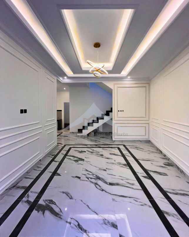 dijual rumah jl tanjung barat selatan