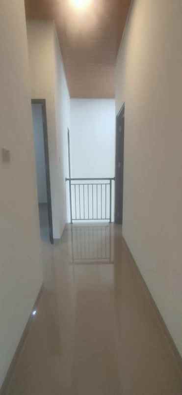 dijual rumah jln amd sasak panjang