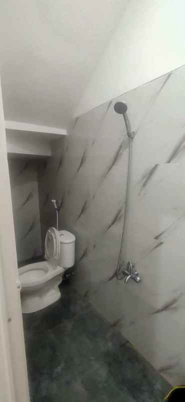 dijual rumah jln amd sasak panjang