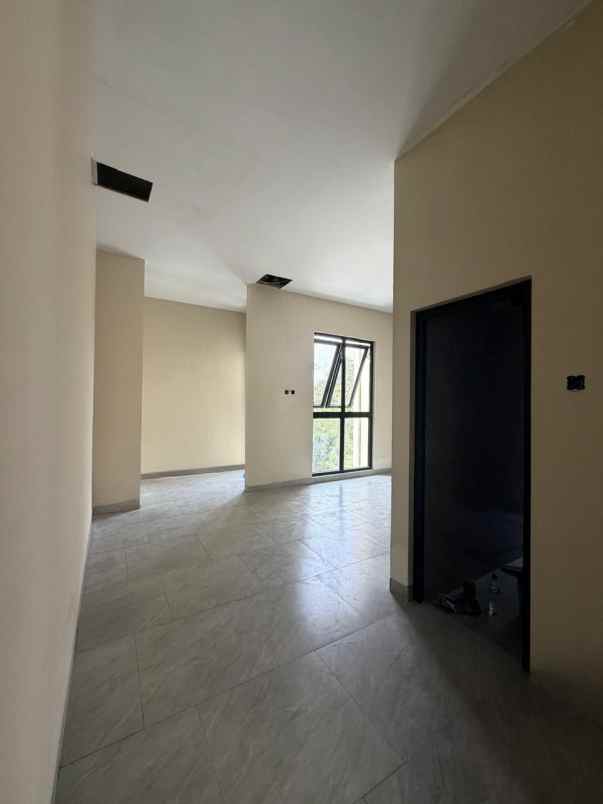 dijual rumah jln bintara 6 bintara jaya