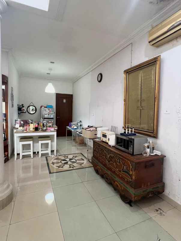 dijual rumah jln lebak bulus raya