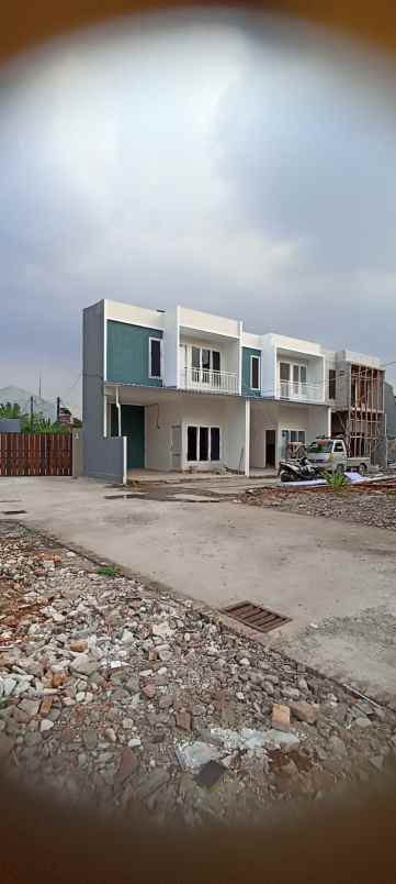 dijual rumah jln mandor hasan cipayung