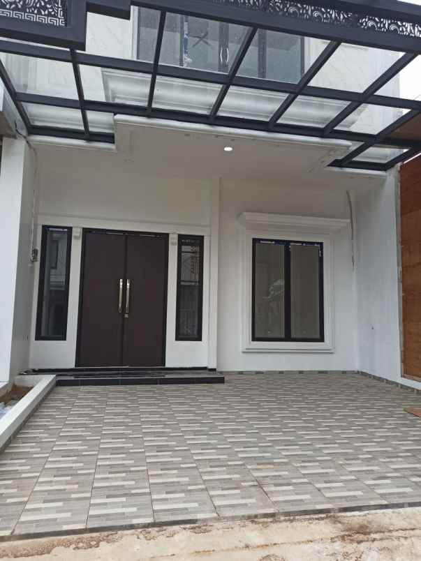 dijual rumah jln rs persahabatan