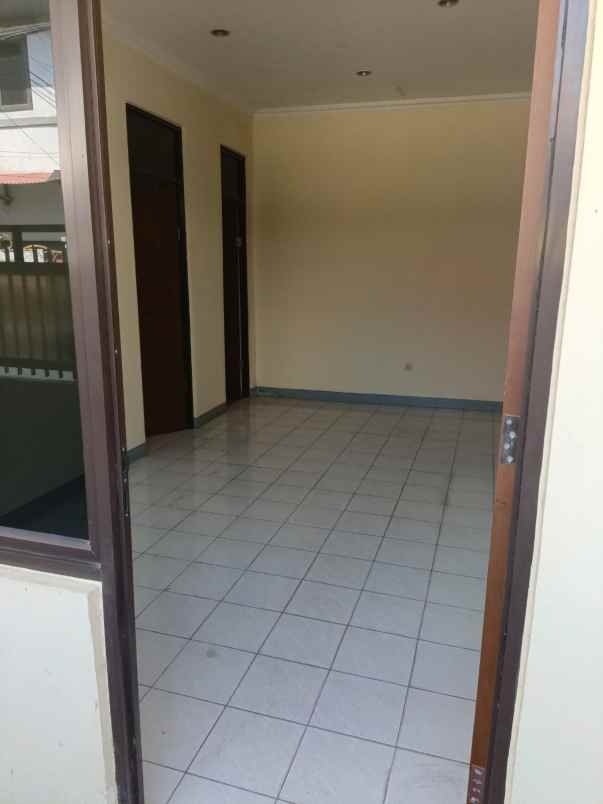 dijual rumah kartini