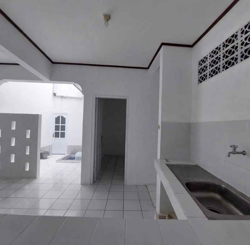 dijual rumah kavling dki