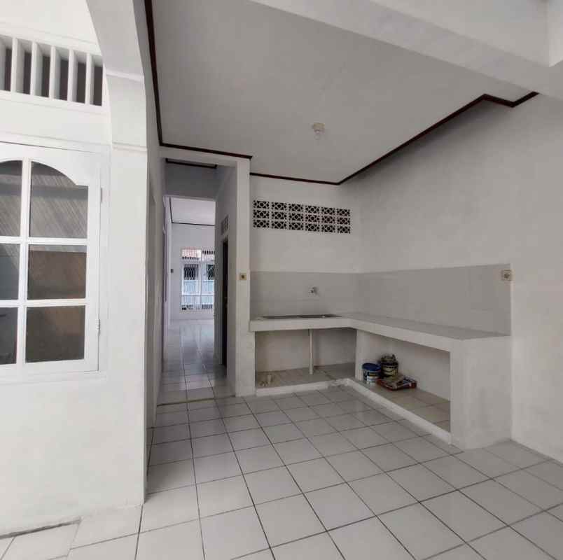 dijual rumah kavling dki