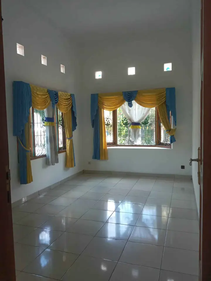 dijual rumah kawaluyaan bandung