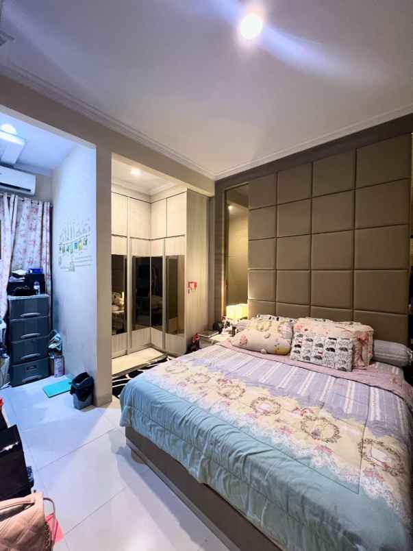 dijual rumah kebagusan