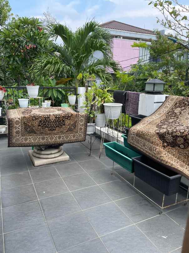 dijual rumah kelapa puan kelapa gading