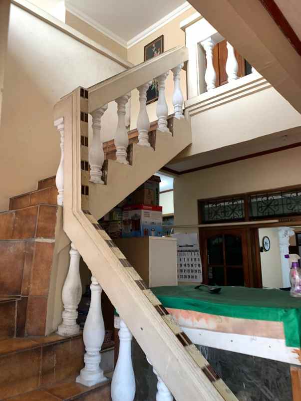 dijual rumah kemanggisan