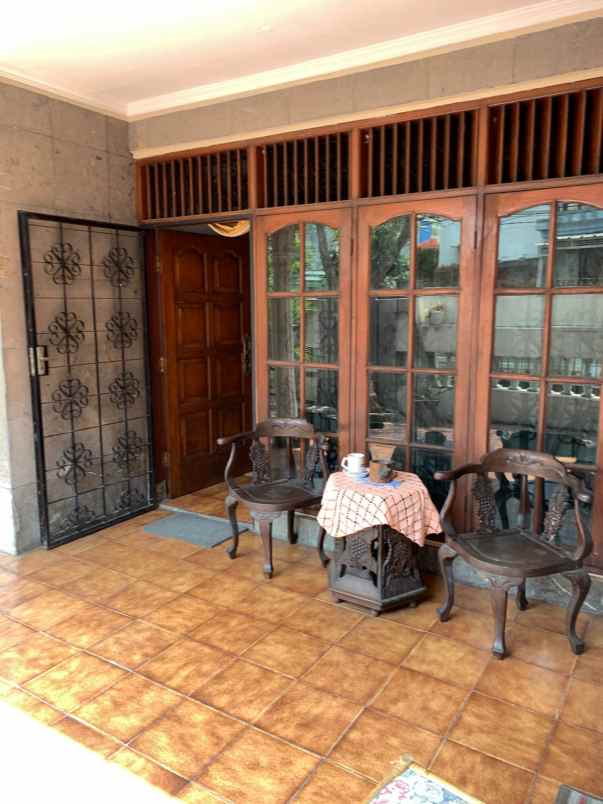 dijual rumah kemanggisan