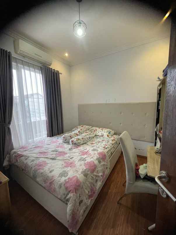 dijual rumah kembar srimahi sriwijaya