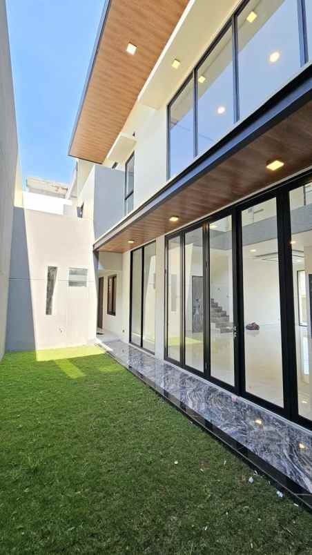 dijual rumah kertajaya indah