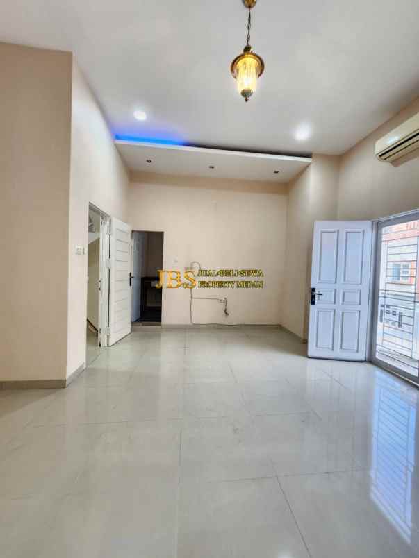 dijual rumah komplek cemara asri jalan