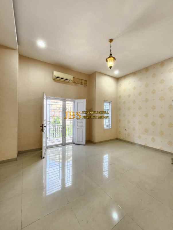 dijual rumah komplek cemara asri jalan