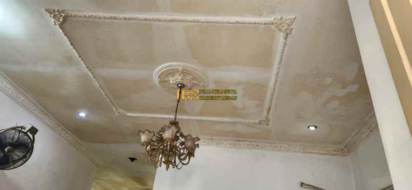 dijual rumah komplek cemara hijau jalan