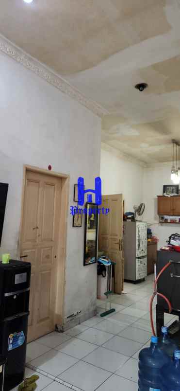 dijual rumah komplek cemara hijau jalan