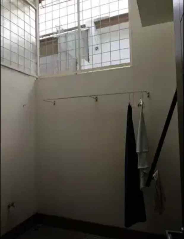 dijual rumah komplek grand sharon