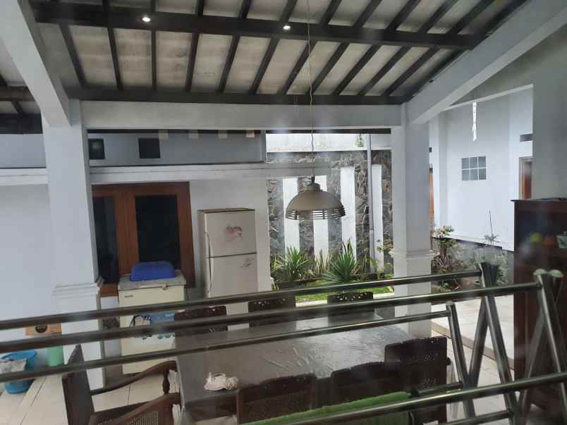 dijual rumah komplek pondok hijau