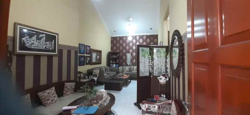 dijual rumah komplek tanjungsari