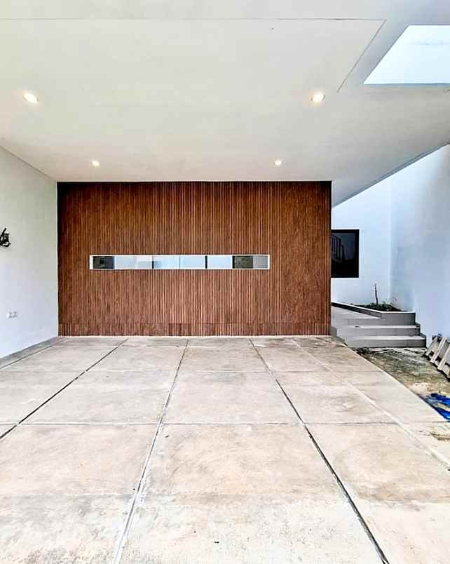 dijual rumah komplek vila cinere mas