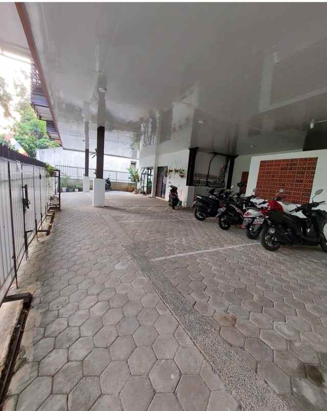 dijual rumah kos aktif tembalang omzet 500 jt setahun