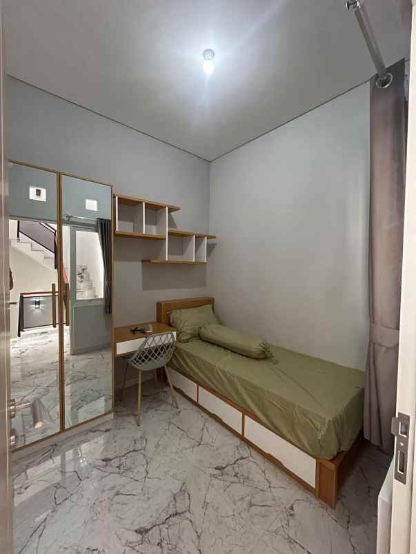 dijual rumah kos premium area bunga dewandaru suhat