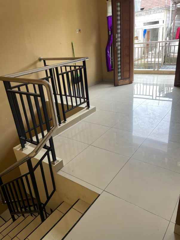 dijual rumah kp gaga semenan