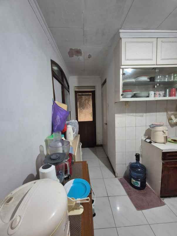 dijual rumah kupang indah