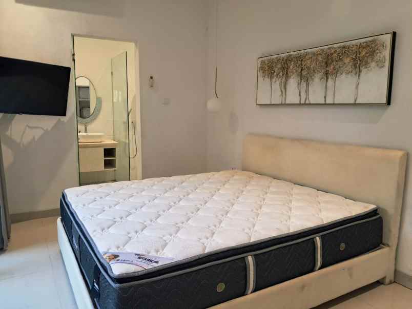 dijual rumah kuta selatan