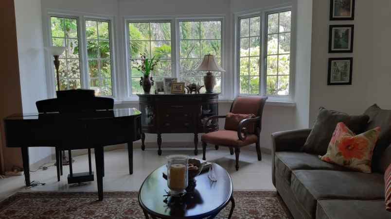 dijual rumah lap golf sentul city bogor