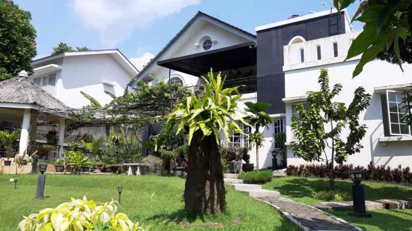 dijual rumah lap golf sentul city bogor