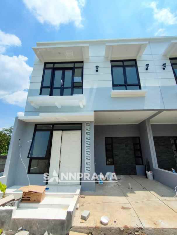 dijual rumah leuwinanggung tapos depok