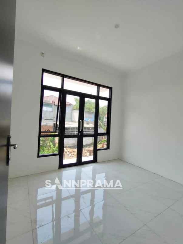 dijual rumah leuwinanggung tapos depok