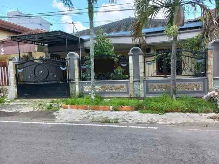dijual rumah lokasi borobudur malang