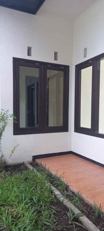 dijual rumah lokasi villa puncak tidar malang