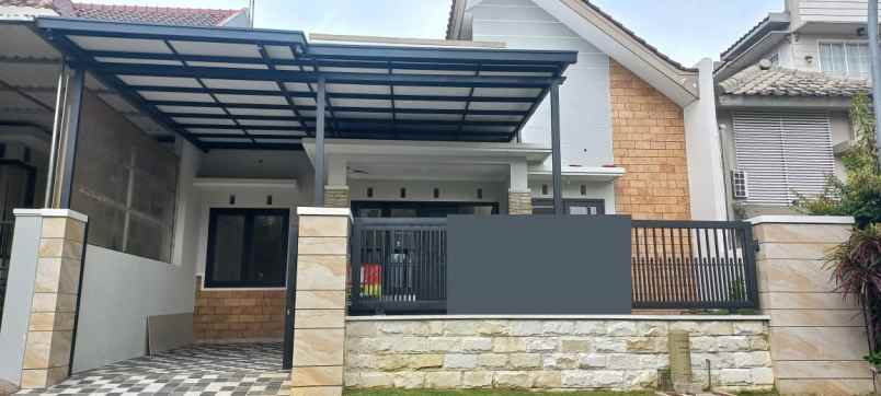 dijual rumah lokasi villa puncak tidar malang