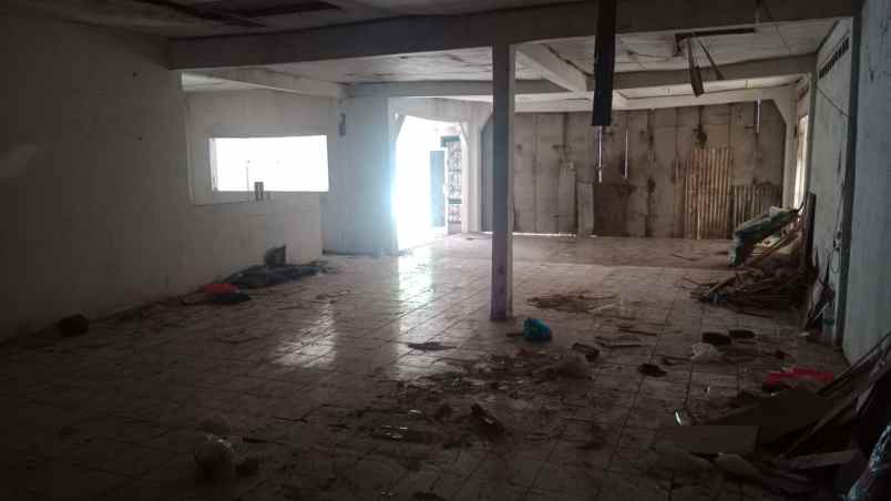 dijual rumah mainroad karapitan
