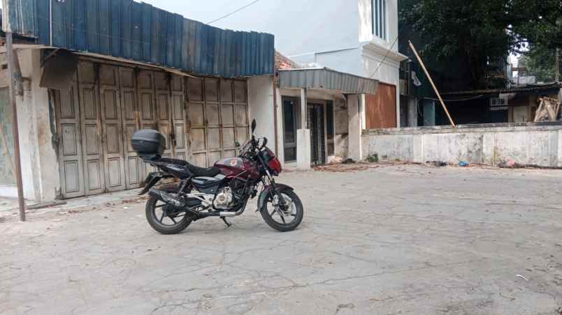 dijual rumah mainroad karapitan