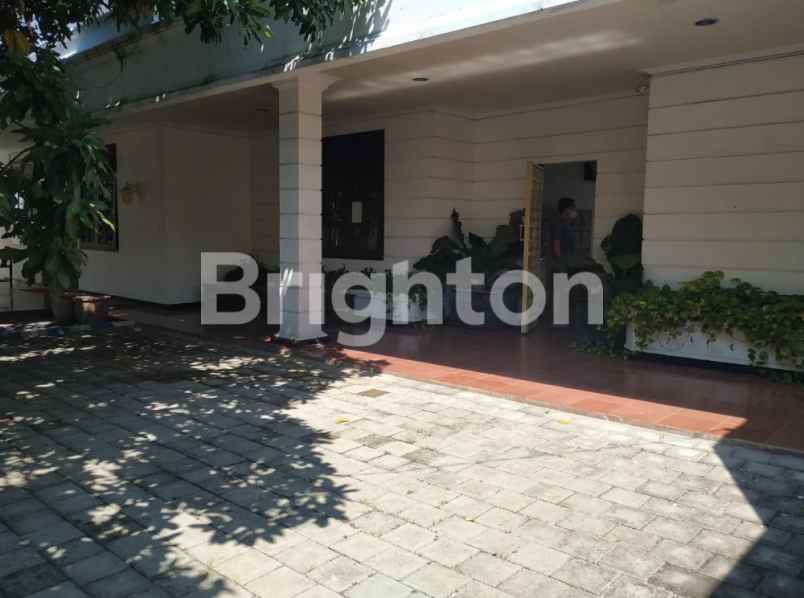 dijual rumah manyar jaya