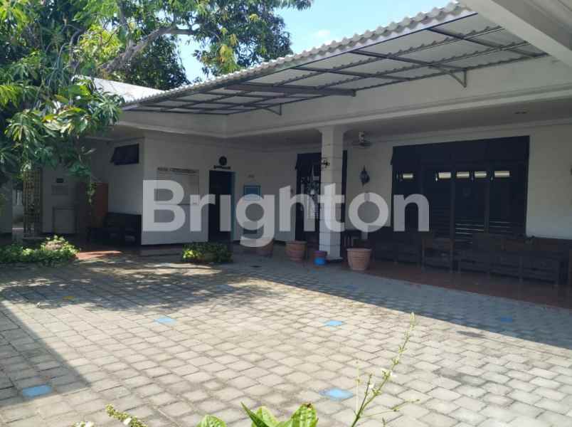 dijual rumah manyar jaya