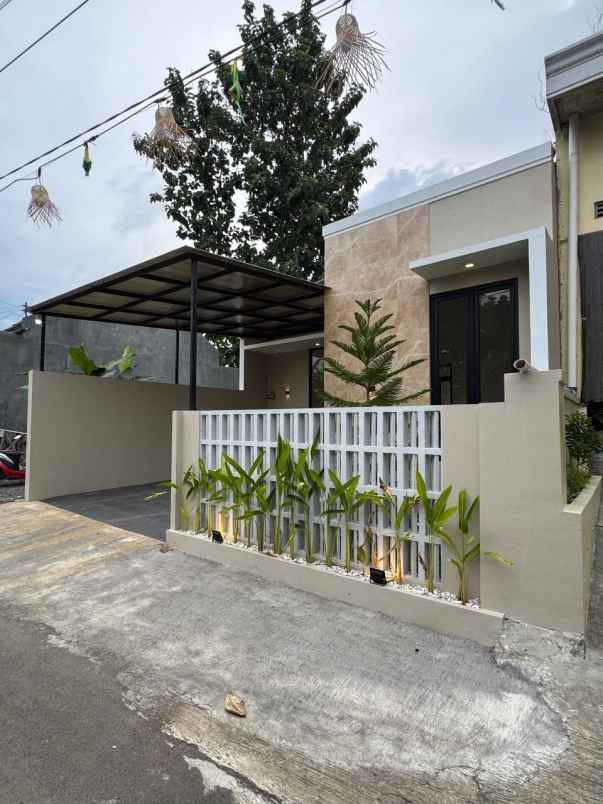 dijual rumah margoluwih