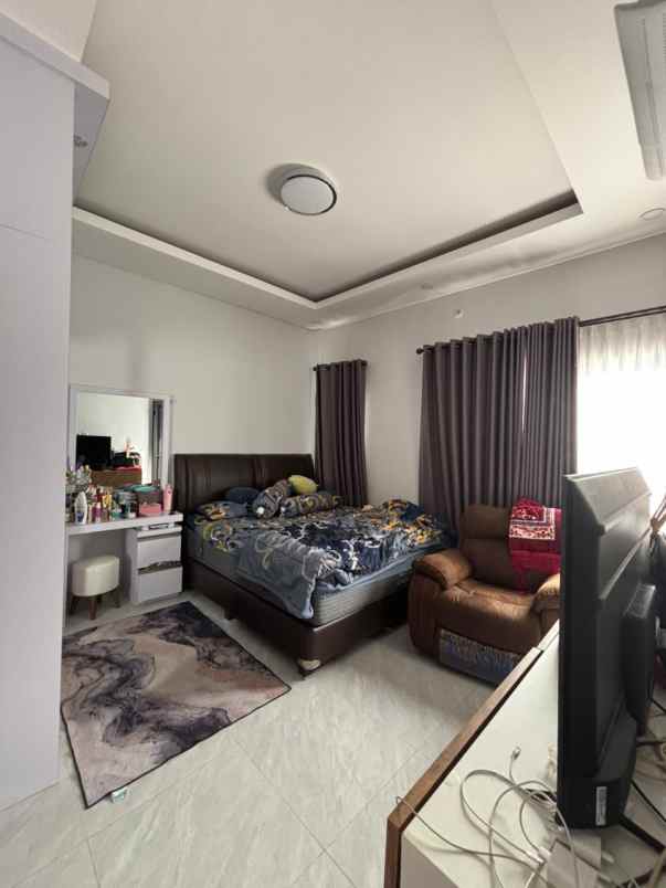 dijual rumah metland menteng cakung