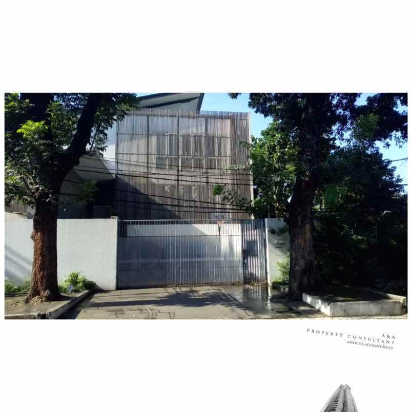 dijual rumah mewah di kawasan senayan jakarta selatan