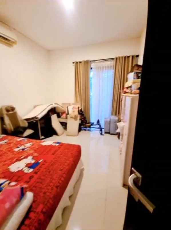 dijual rumah mewah graha taman bunga bsb city semarang