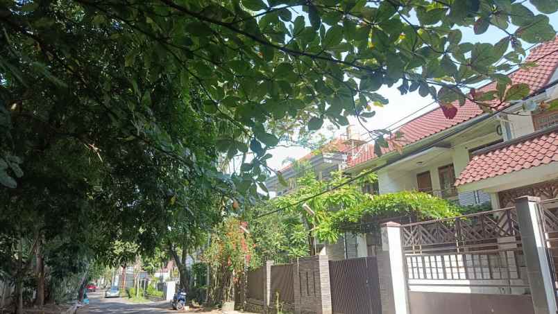 dijual rumah mewah lux di cikutra baru pahlawan