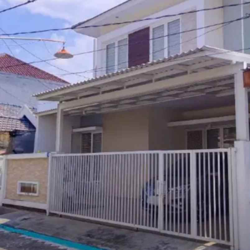 dijual rumah mulyosari