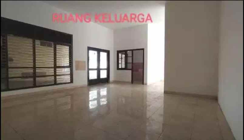 dijual rumah ngagel jaya
