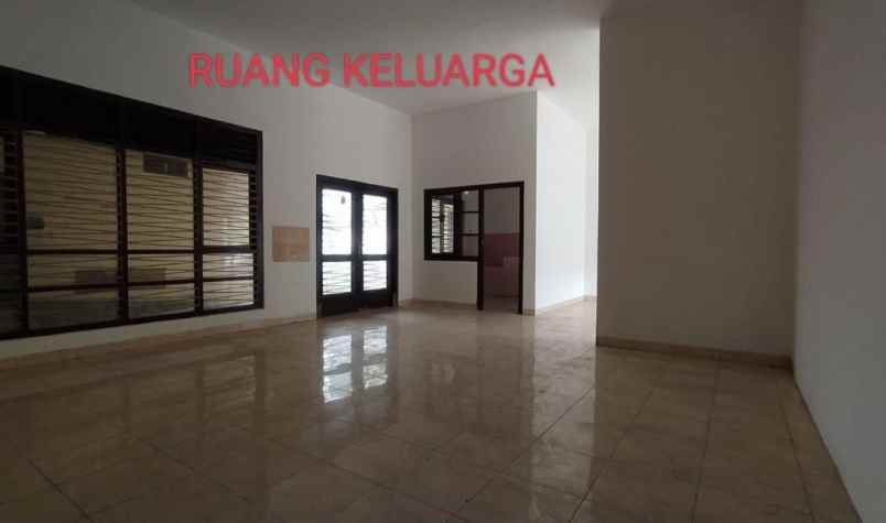 dijual rumah ngagel jaya