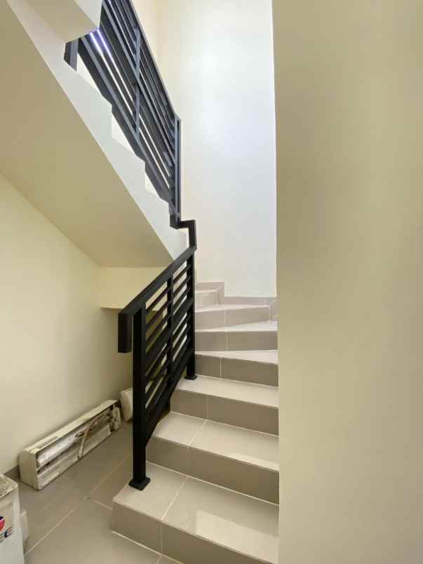 dijual rumah pakansari cibinong bogor